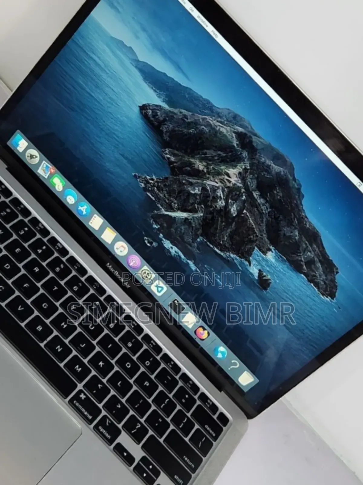 New Laptop Apple MacBook Air 2020 M1 8GB Intel Core I3 SSD 256GB