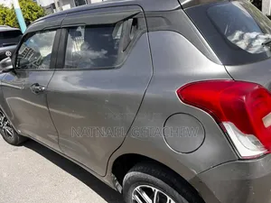 Suzuki Swift 2021 Gray