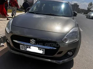Photo - Suzuki Swift 2021 Gray