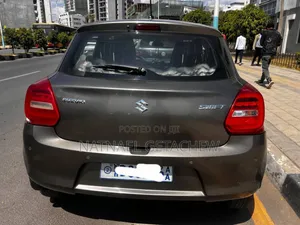 Suzuki Swift 2021 Gray