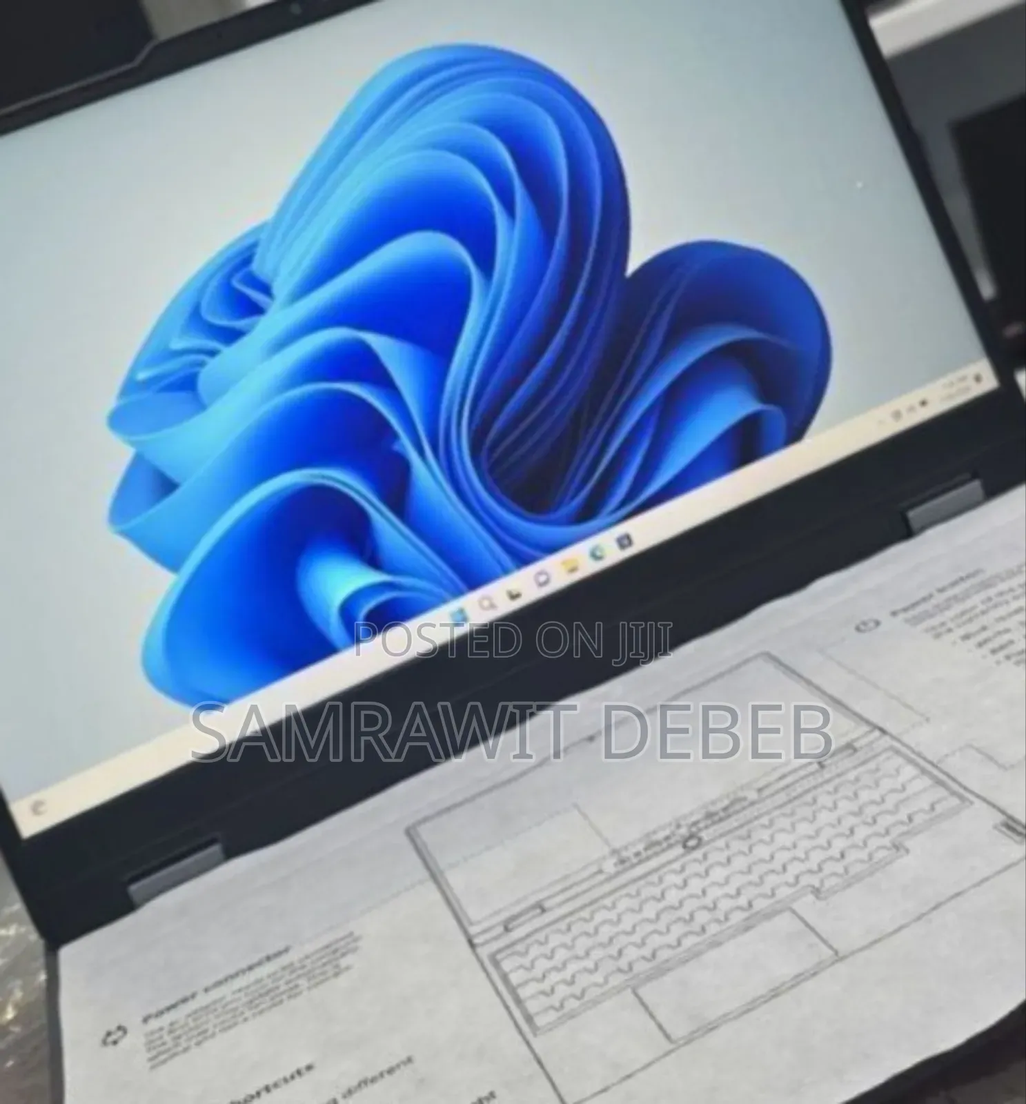 Laptop Lenovo LOQ 15IRH8 16GB Intel Core I5 SSD 512GB