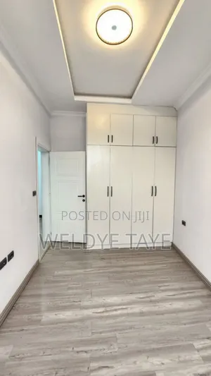 Furnished 5bdrm Villa in Bole for sale