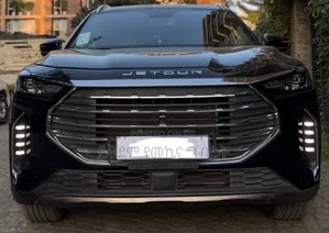 Photo - Jetour X70 Plus 2024 Black