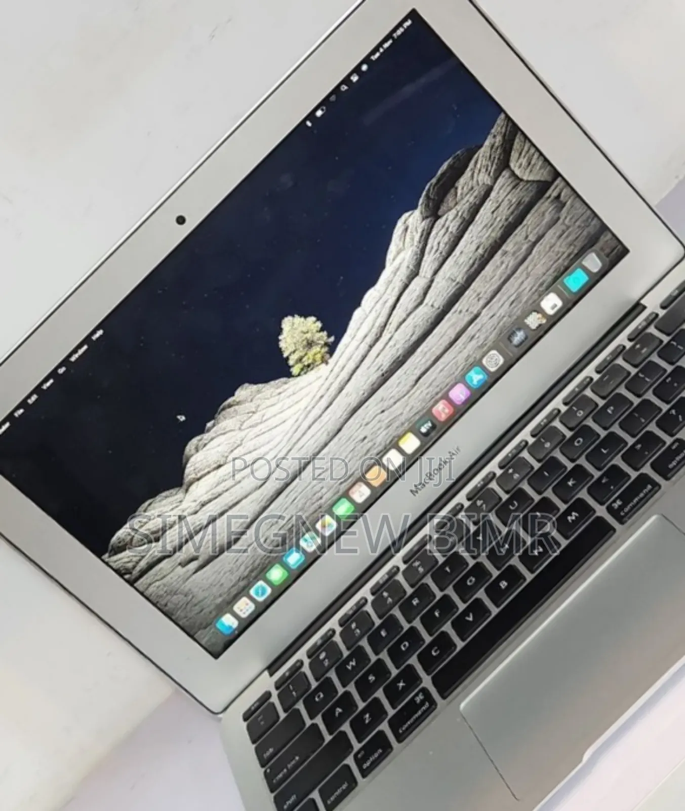 New Laptop Apple MacBook Air 2015 4GB Intel Core I5 SSD 128GB