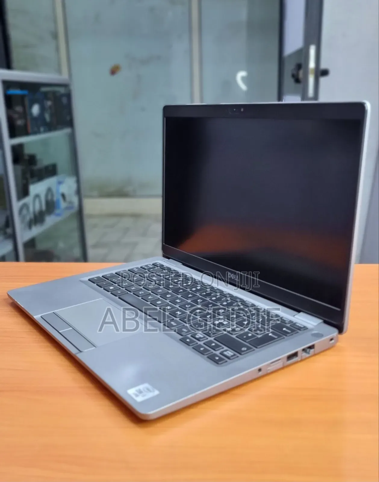 New Laptop Dell Latitude 5310 16GB Intel Core I5 SSD 512GB