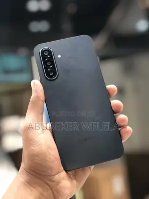 Photo - New Samsung Galaxy A17 5G 256 GB Black