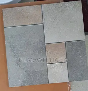 Photo - Parking Ceramic