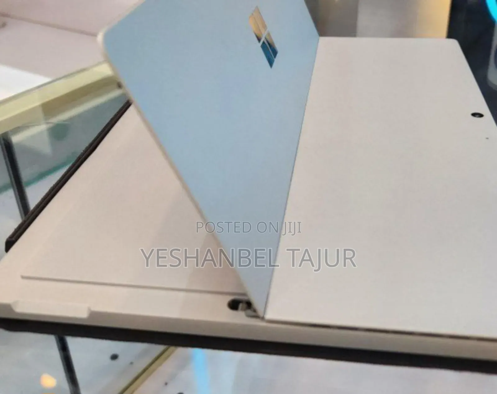 New Laptop Microsoft Surface Pro 7 16GB Intel Core I5 SSD 256GB