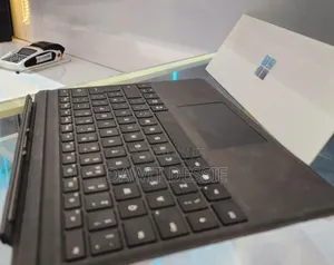New Laptop Microsoft Surface 16GB Intel Core I5 SSD 256GB