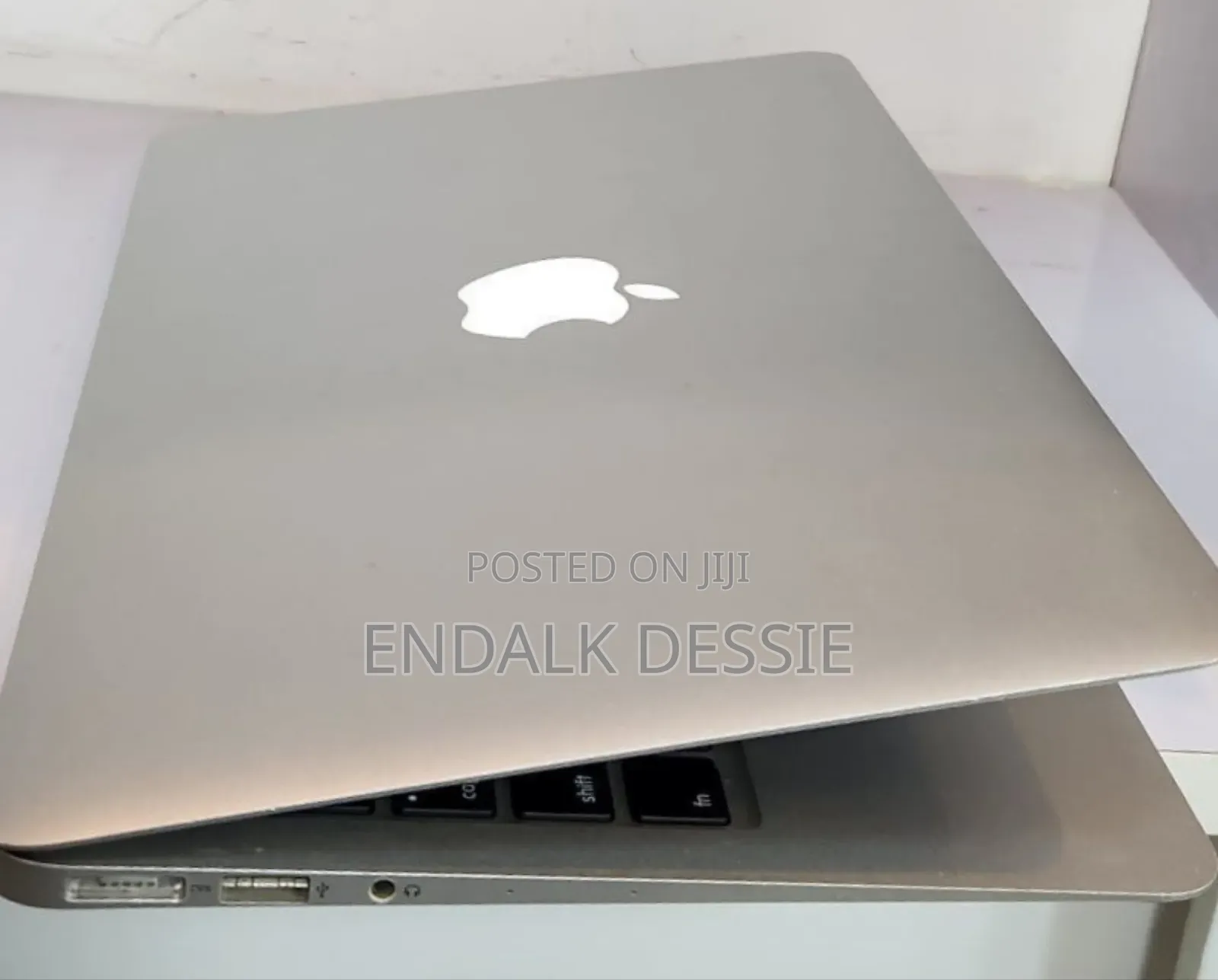 New Laptop Apple MacBook Air 2015 4GB Intel Core I5 SSD 128GB