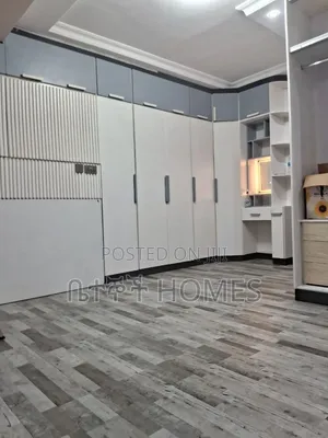 3bdrm Apartment in ጋርመንት የማህበር ቤቶች, Nifas Silk-Lafto for rent