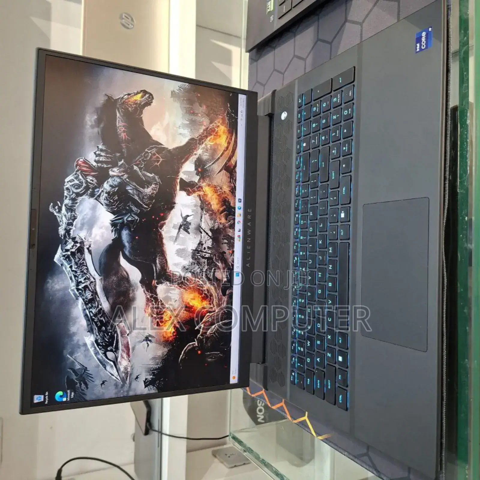 New Laptop Alienware M17x R2 32GB Intel Core I9 SSD 1T