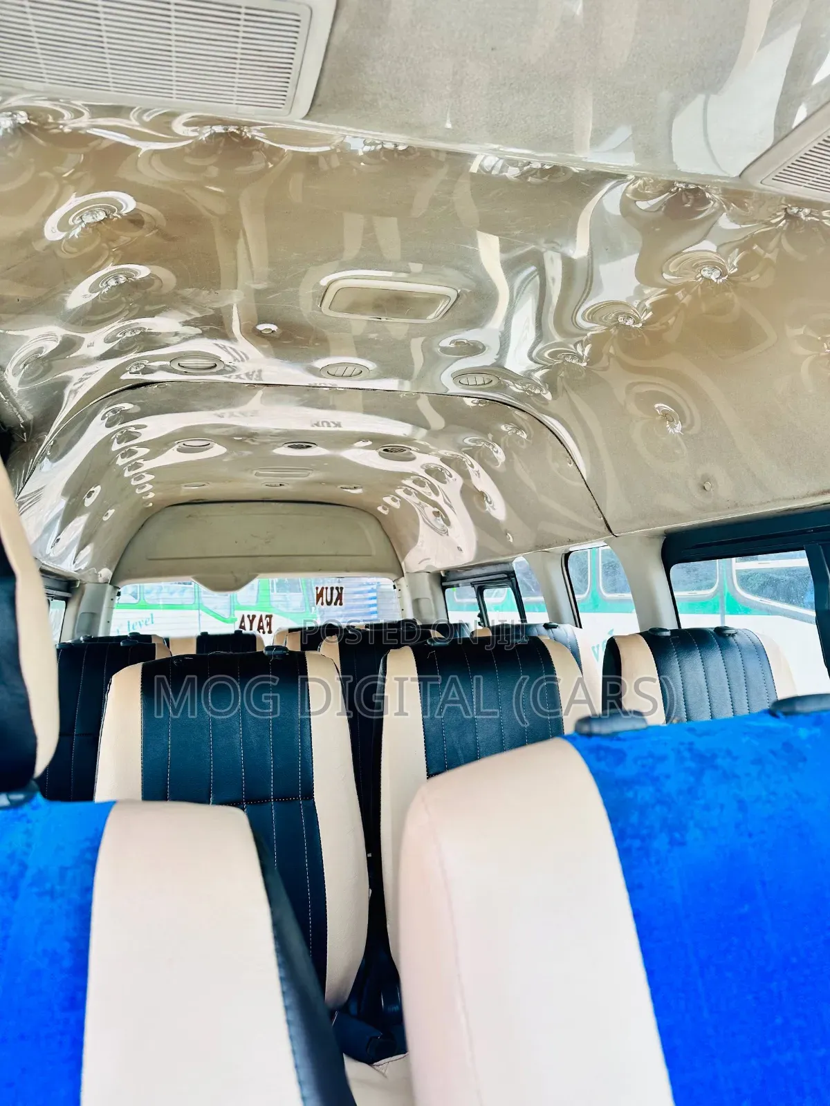 Toyota HiAce 2016 White