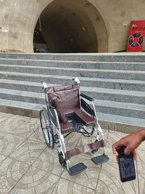 Photo - Wheelchair輕巧wheelchair癲馬wheelchair煞塴wheelchair堥不wheelchair短鴦wheelchair