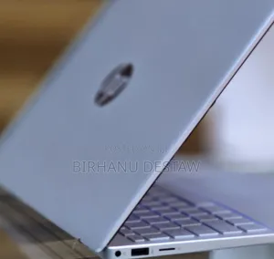 New Laptop HP 16GB Intel Core I7 SSD 512GB