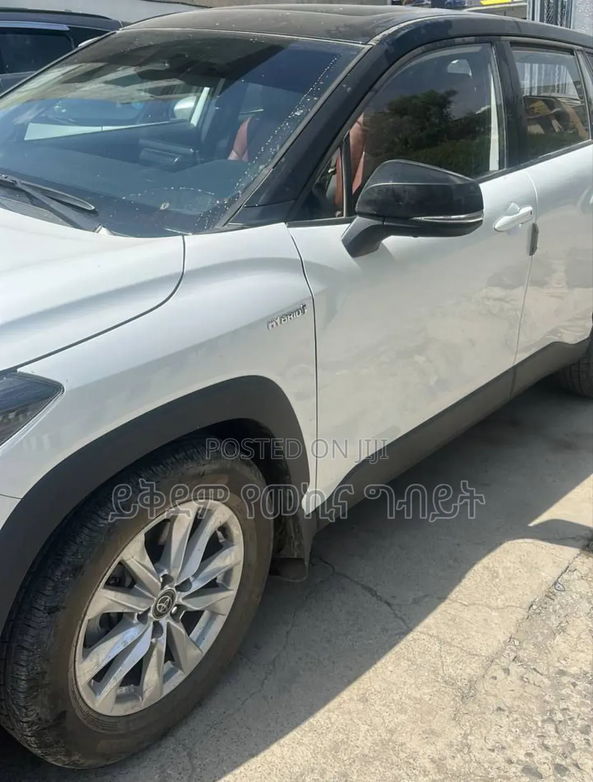 Toyota Corolla Cross Hybrid 2024 White