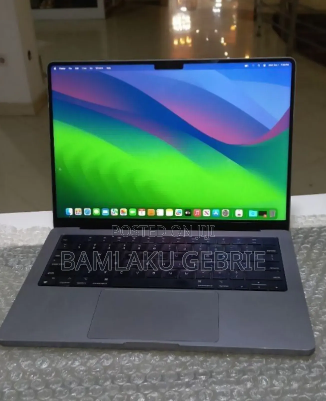 New Laptop Apple MacBook Pro 2021 M1 16GB Apple M1 Pro SSD 512GB