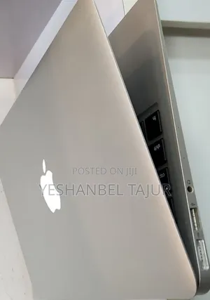 New Laptop Apple MacBook Air 2017 8GB Intel Core I5 SSD 128GB