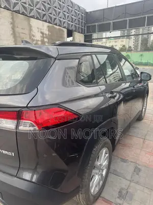 New Toyota Corolla Cross Hybrid SE AWD 2025 Gray