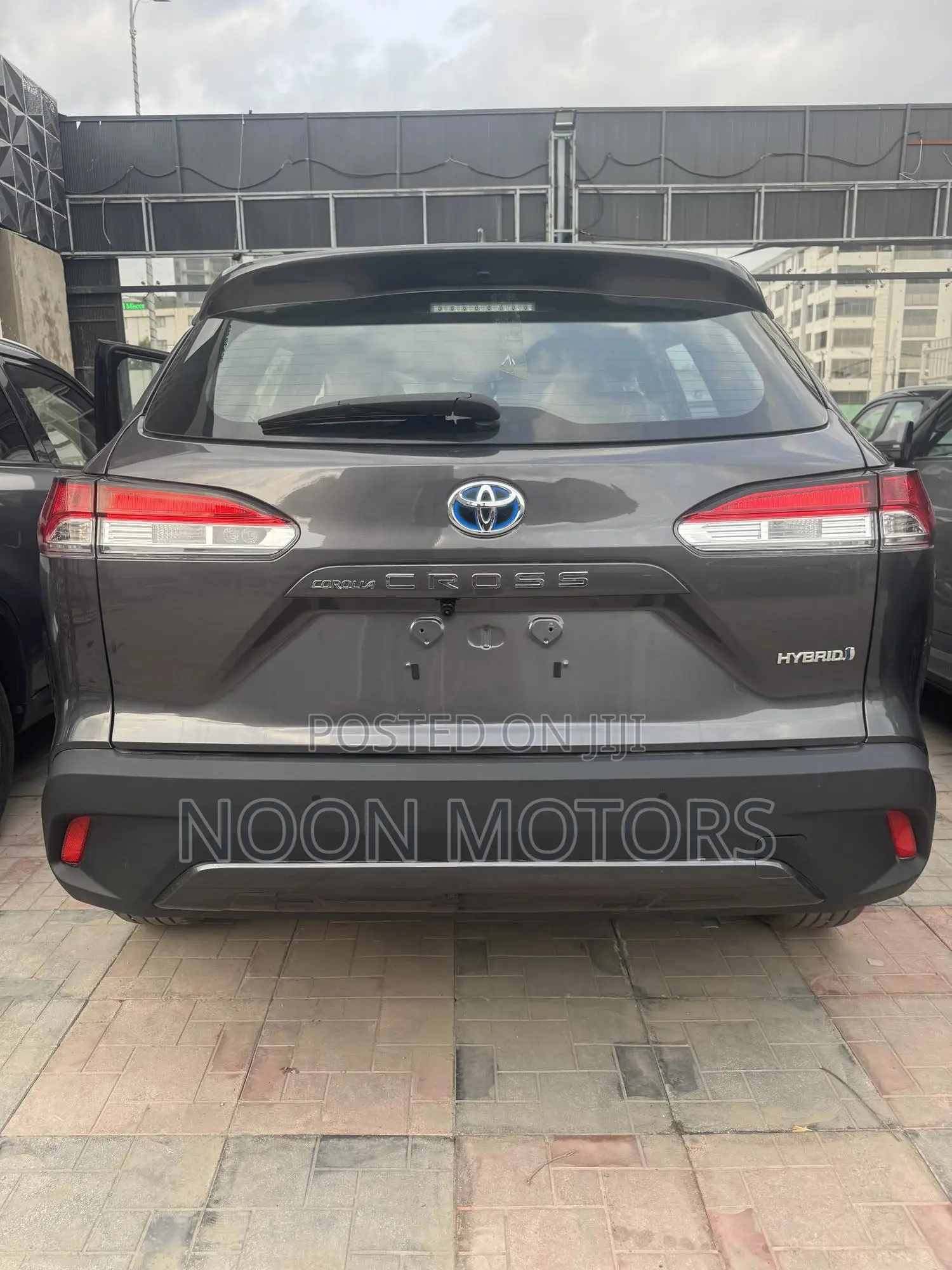 New Toyota Corolla Cross Hybrid SE AWD 2025 Gray