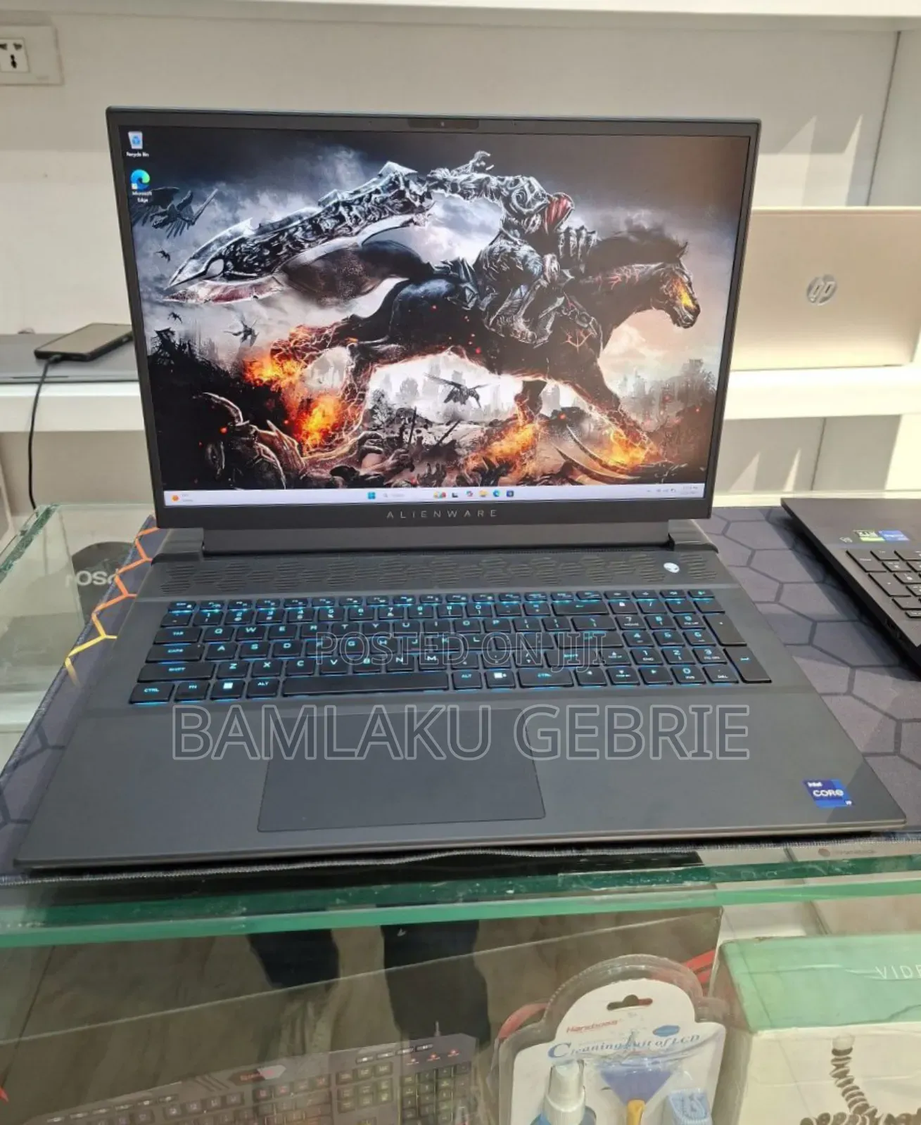 New Laptop Alienware M17x R2 32GB Intel Core I9 SSD 1T