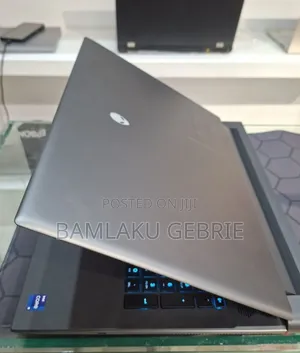 New Laptop Alienware M17x R2 32GB Intel Core I9 SSD 1T