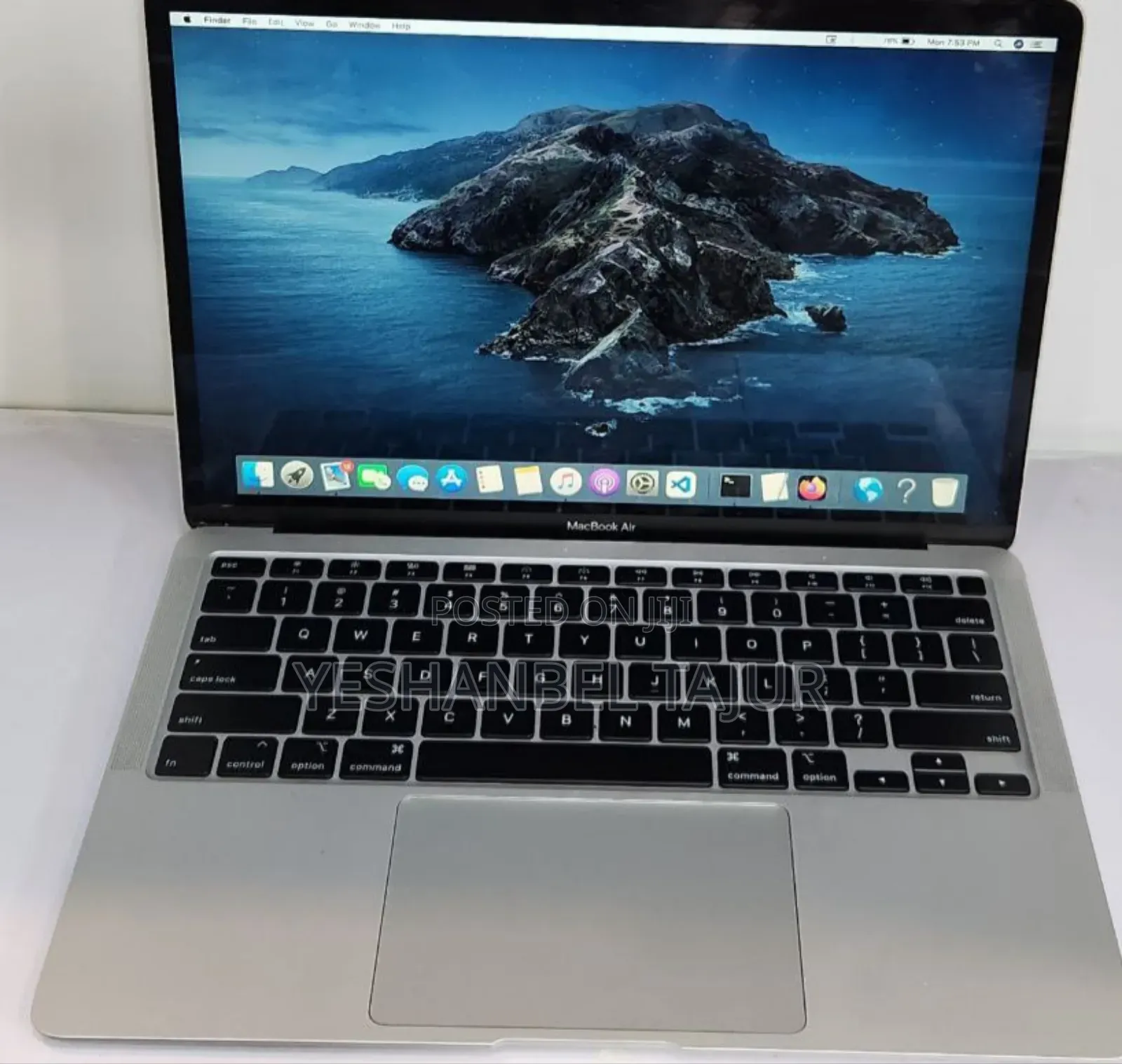 New Laptop Apple MacBook Air 2020 M1 8GB Intel Core I3 SSD 256GB