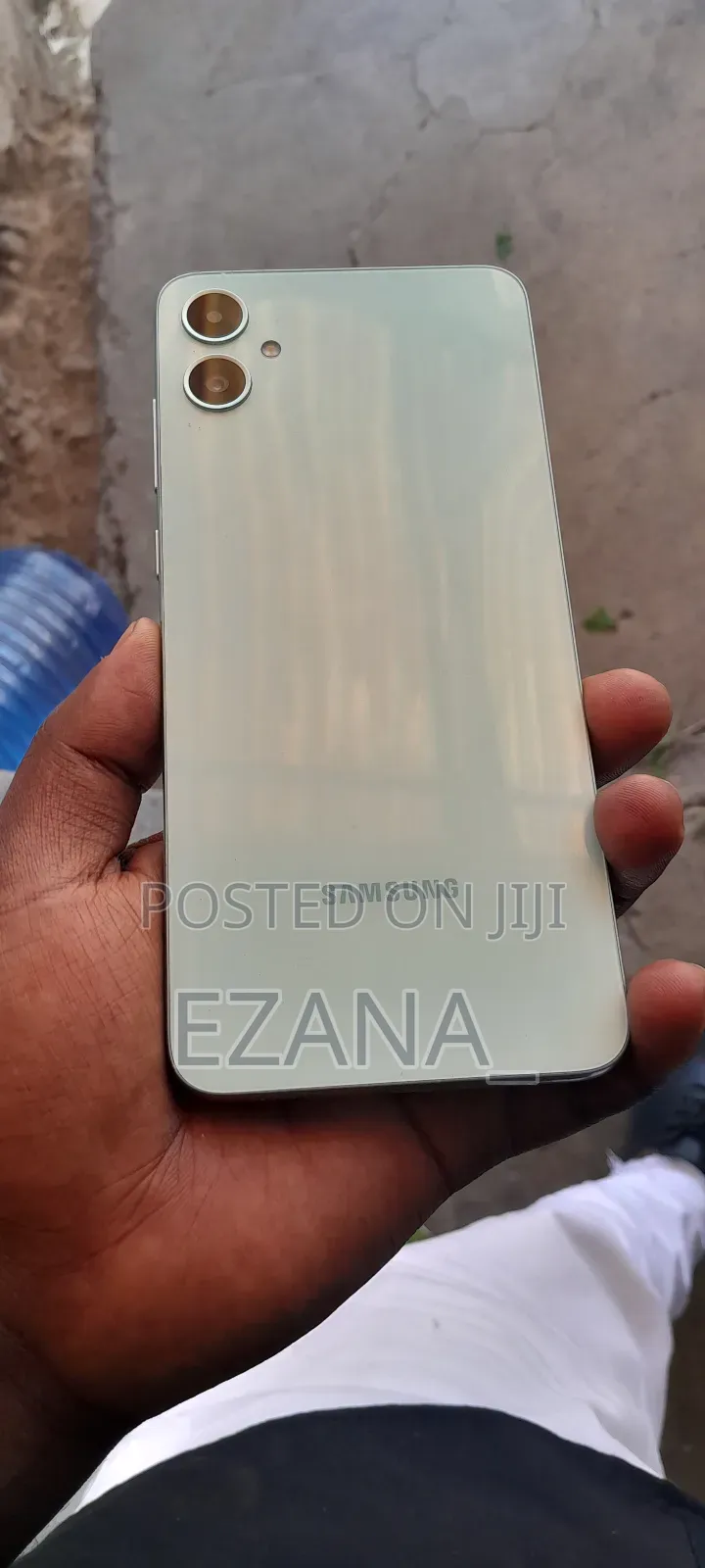 New Samsung Galaxy M05 64 GB