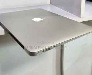 New Laptop Apple MacBook Air 2017 8GB Intel Core I5 SSD 128GB