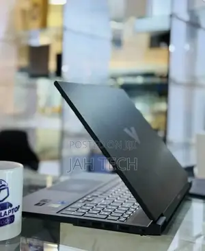 New Laptop HP Victus 16 16GB Intel Core I7 SSD 512GB