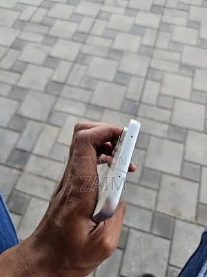 New Samsung Galaxy S23 256 GB White