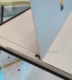 New Laptop Microsoft Surface 16GB Intel Core I5 SSD 256GB