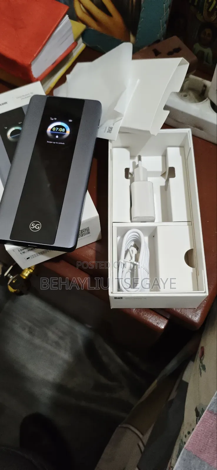 Huawei 5g Mobile Wifi Pro 5 (E6888-982)