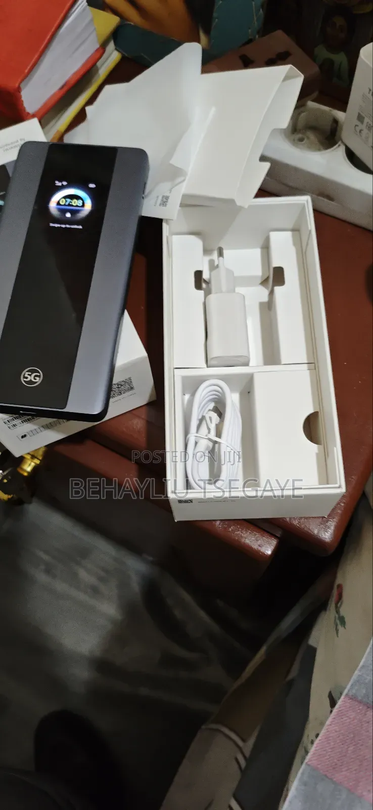 Huawei 5g Mobile Wifi Pro 5 (E6888-982)