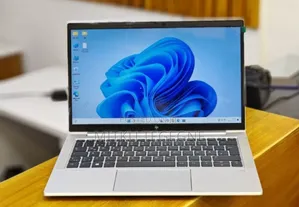 New Laptop HP EliteBook 835 G7 16GB AMD Ryzen 5 SSD 512GB