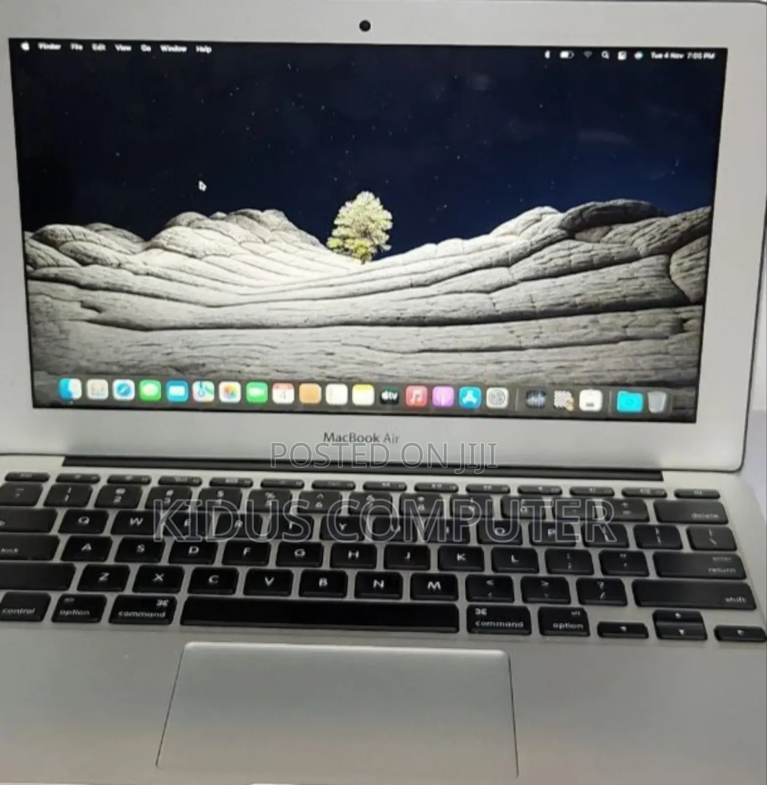 New Laptop Apple MacBook Air 2015 4GB Intel Core I5 SSD 128GB
