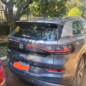 Volkswagen ID.6 X 85 kWh AWD 2022 Blue