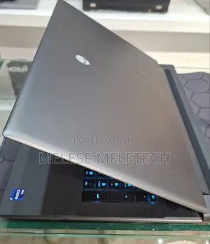 New Laptop Alienware M17x R2 32GB Intel Core I9 SSD 1T
