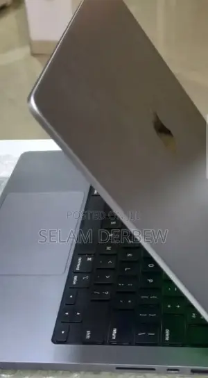 New Laptop Apple MacBook Pro M1 16GB Apple M1 Pro SSD 512GB