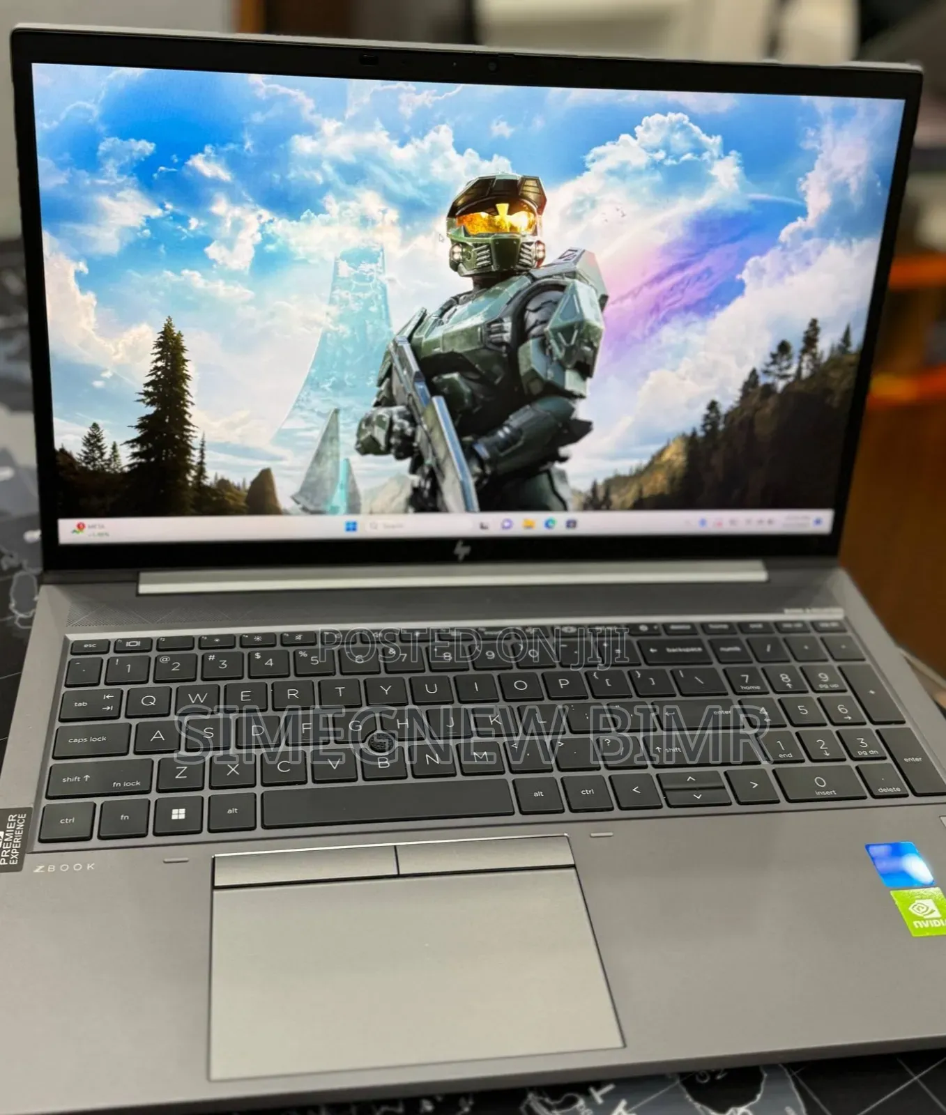 New Laptop HP ZBook Studio G8 16GB Intel Core I7 SSD 512GB