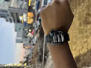 Photo - Apple Watch Series 11 42mm