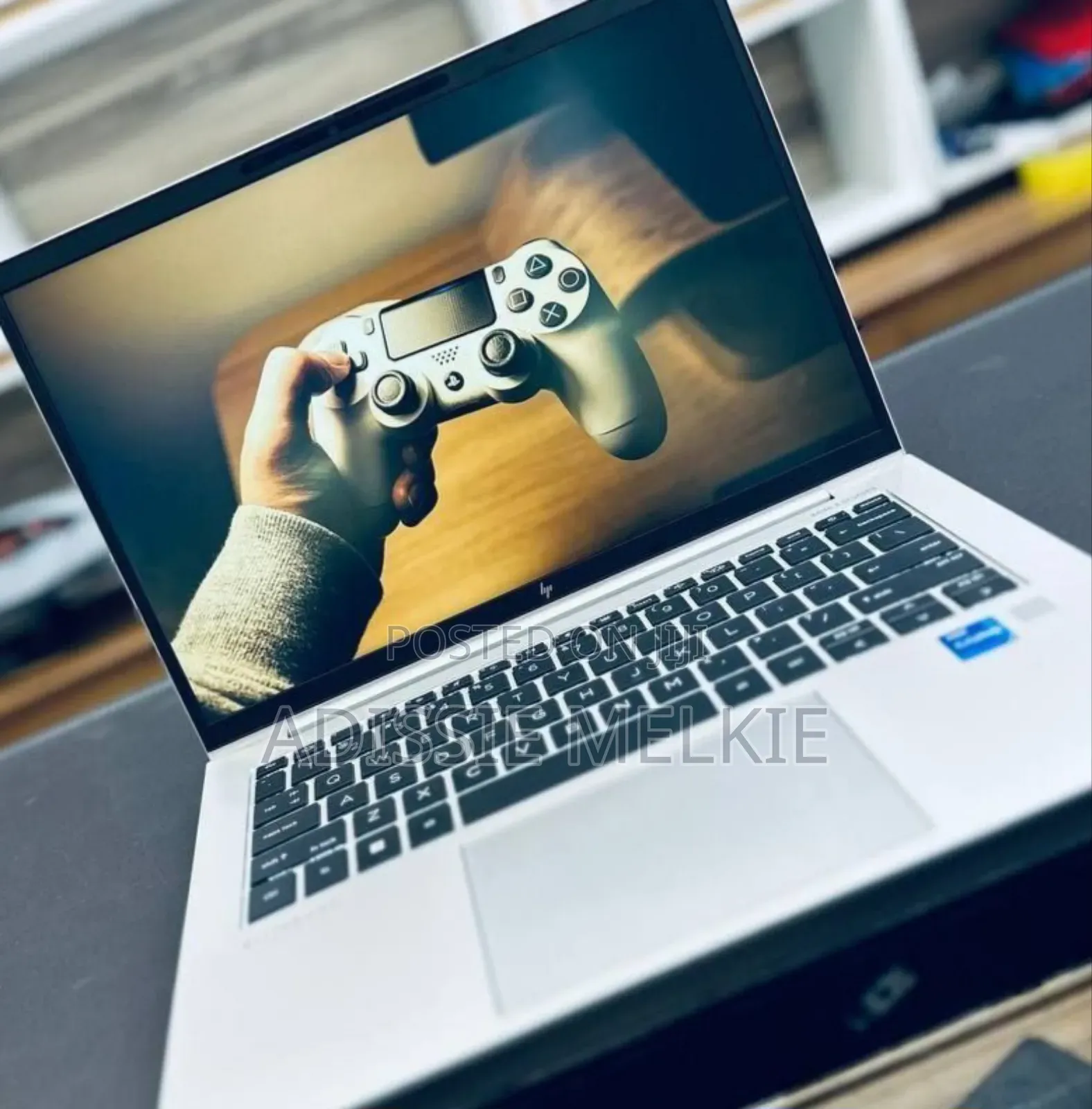 New Laptop HP EliteBook 830 G9 16GB Intel Core I7 SSD 512GB