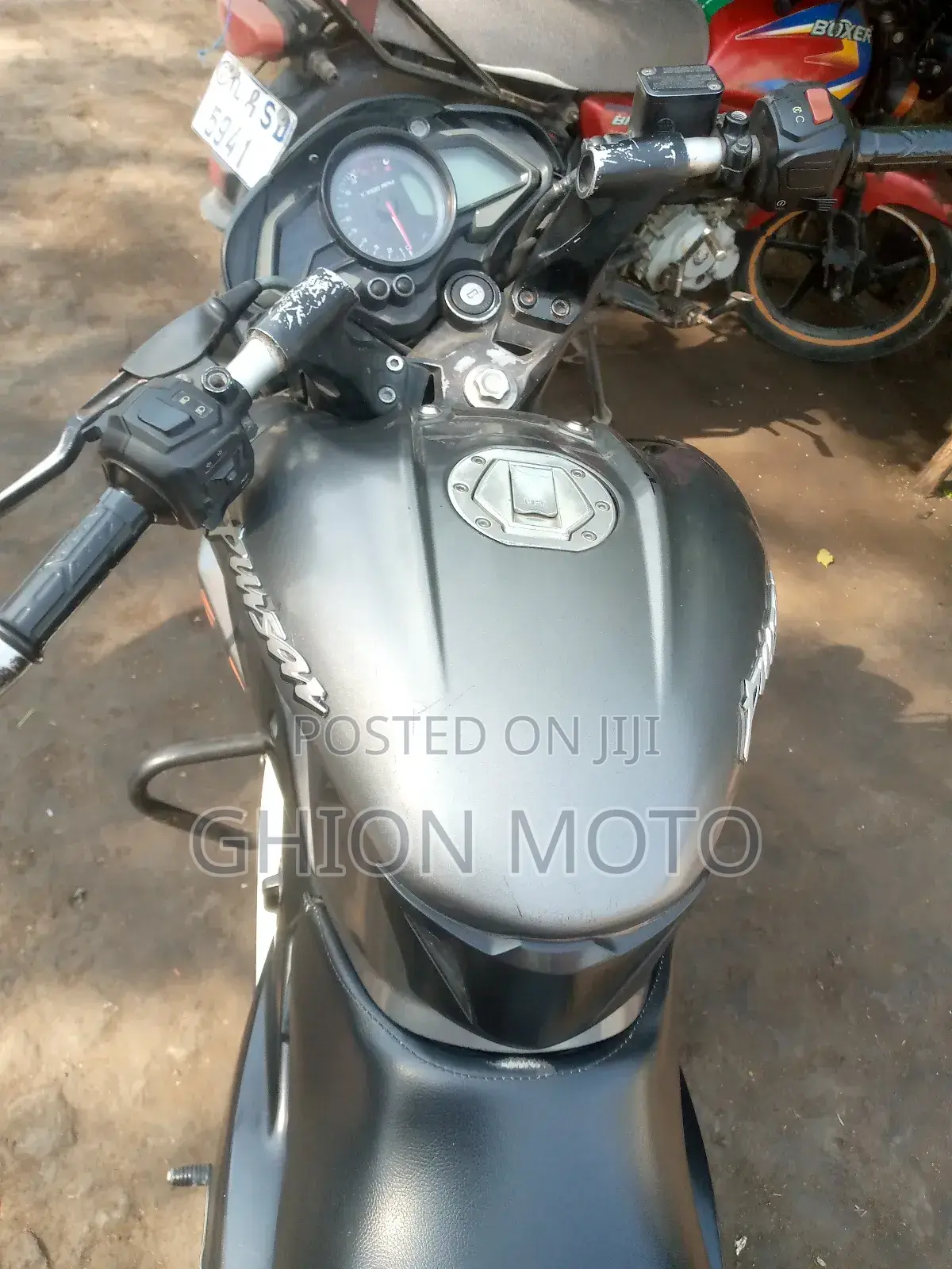 Bajaj Pulsar NS 200 2021 Brown