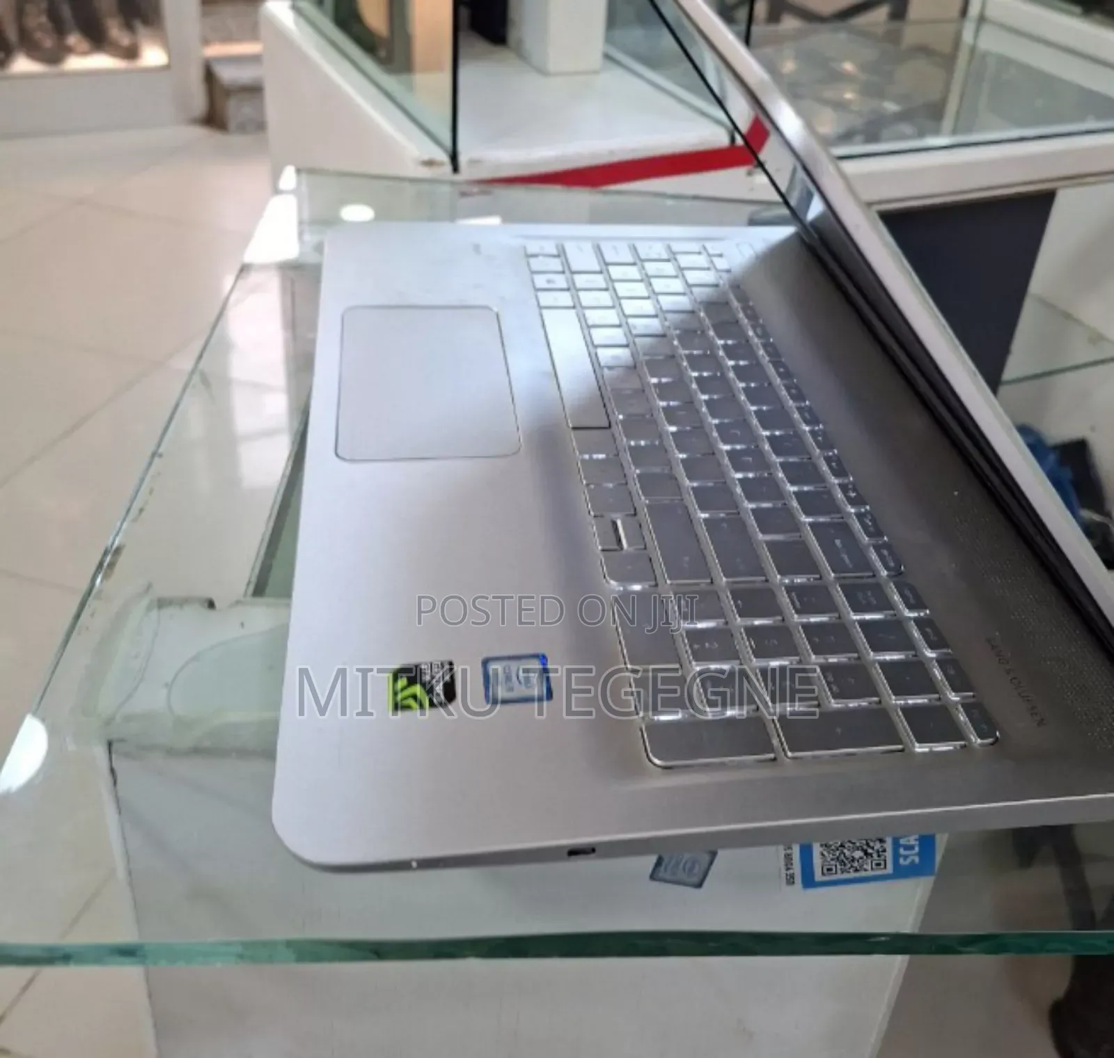 New Laptop HP Envy 13 12GB Intel Core I5 HDD 1T