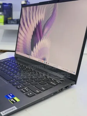 New Laptop Lenovo 16GB Intel Core I7 SSD 512GB