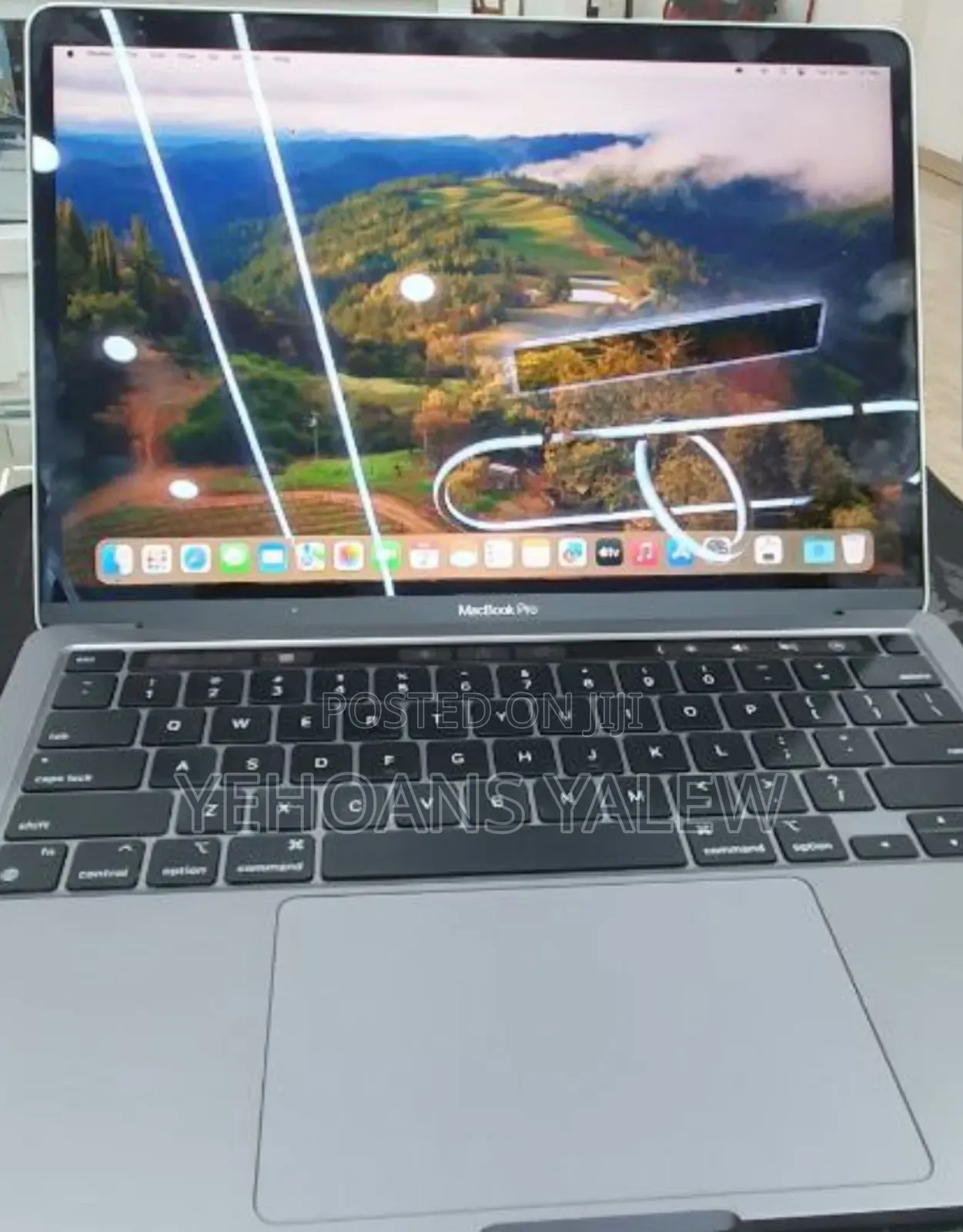 New Laptop Apple MacBook Pro 2022 M2 8GB Apple M2 SSD 256GB