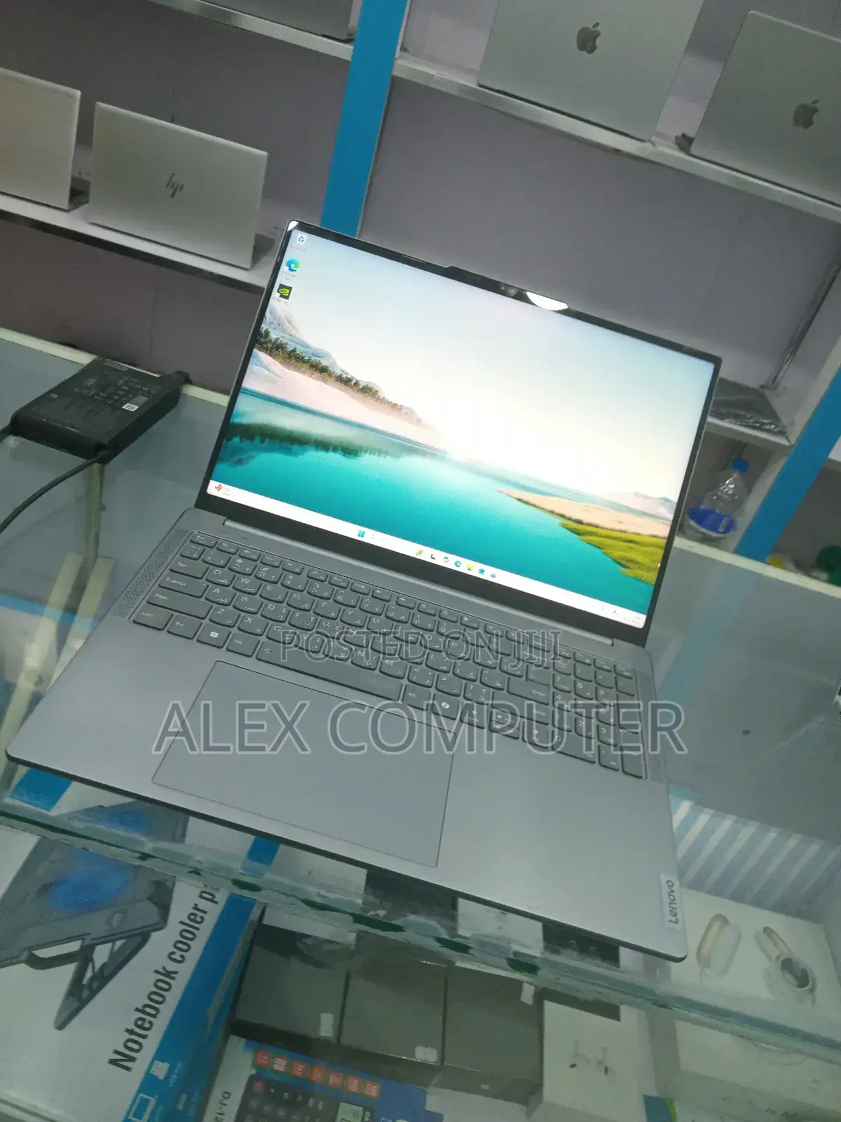 New Laptop Lenovo 32GB Intel Core Ultra 9 SSD 1T