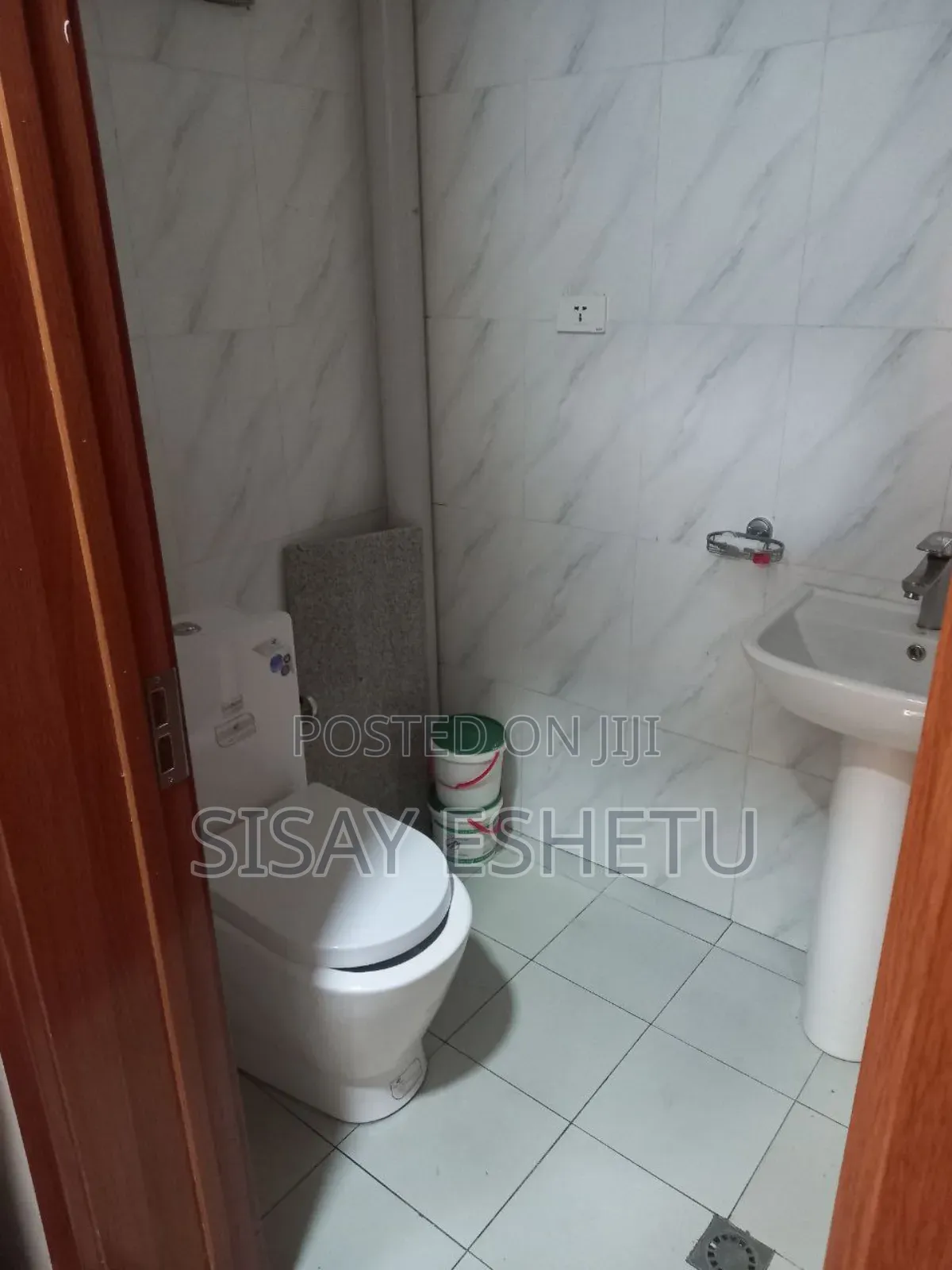 Furnished 2bdrm Apartment in J Simix, Bole for sale