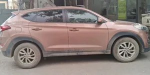 Hyundai Tucson 2017 Brown