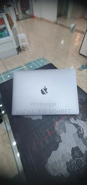 New Laptop Apple MacBook Pro 2023 M2 8GB Apple M2 SSD 256GB